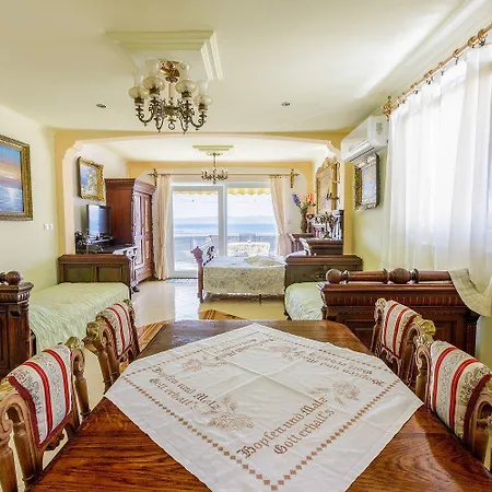 Tolle Direkt An Der Promenade Appartamento Selce